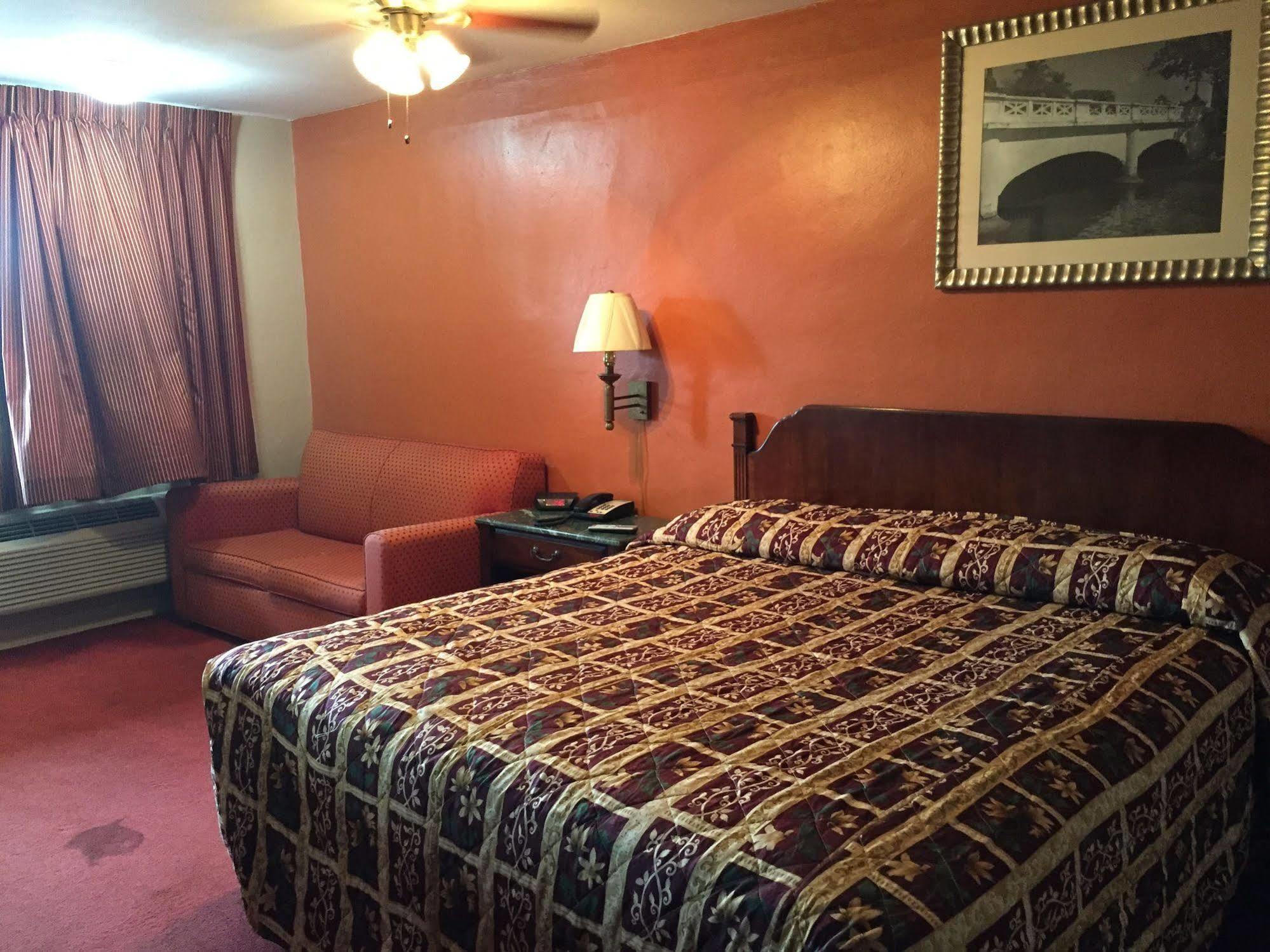 Deluxe Inn Airport McAllen Buitenkant foto